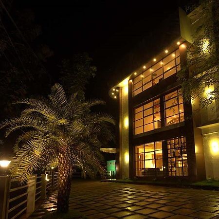 Hotel La Serene Mattannur Mattanur Bagian luar foto